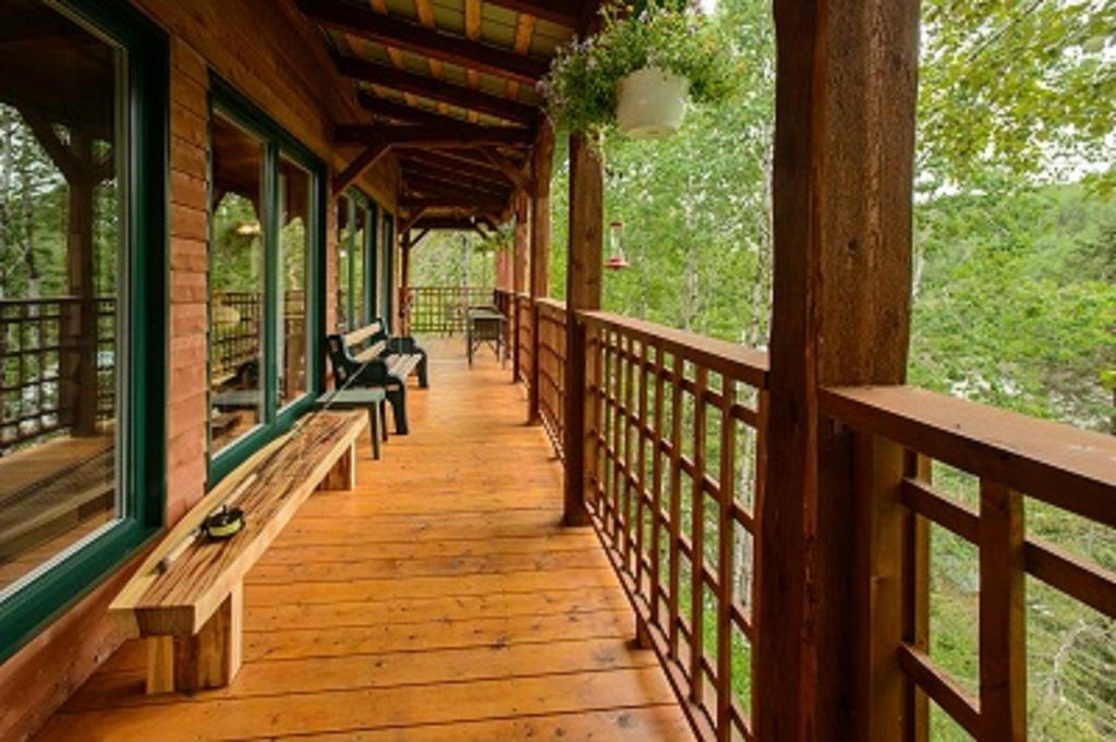 Auberge De La Riviere Matapedia - Matapedia River Lodge Routhierville Exteriér fotografie