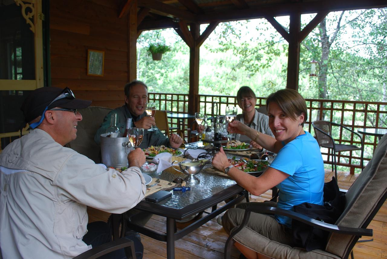 Auberge De La Riviere Matapedia - Matapedia River Lodge Routhierville Exteriér fotografie