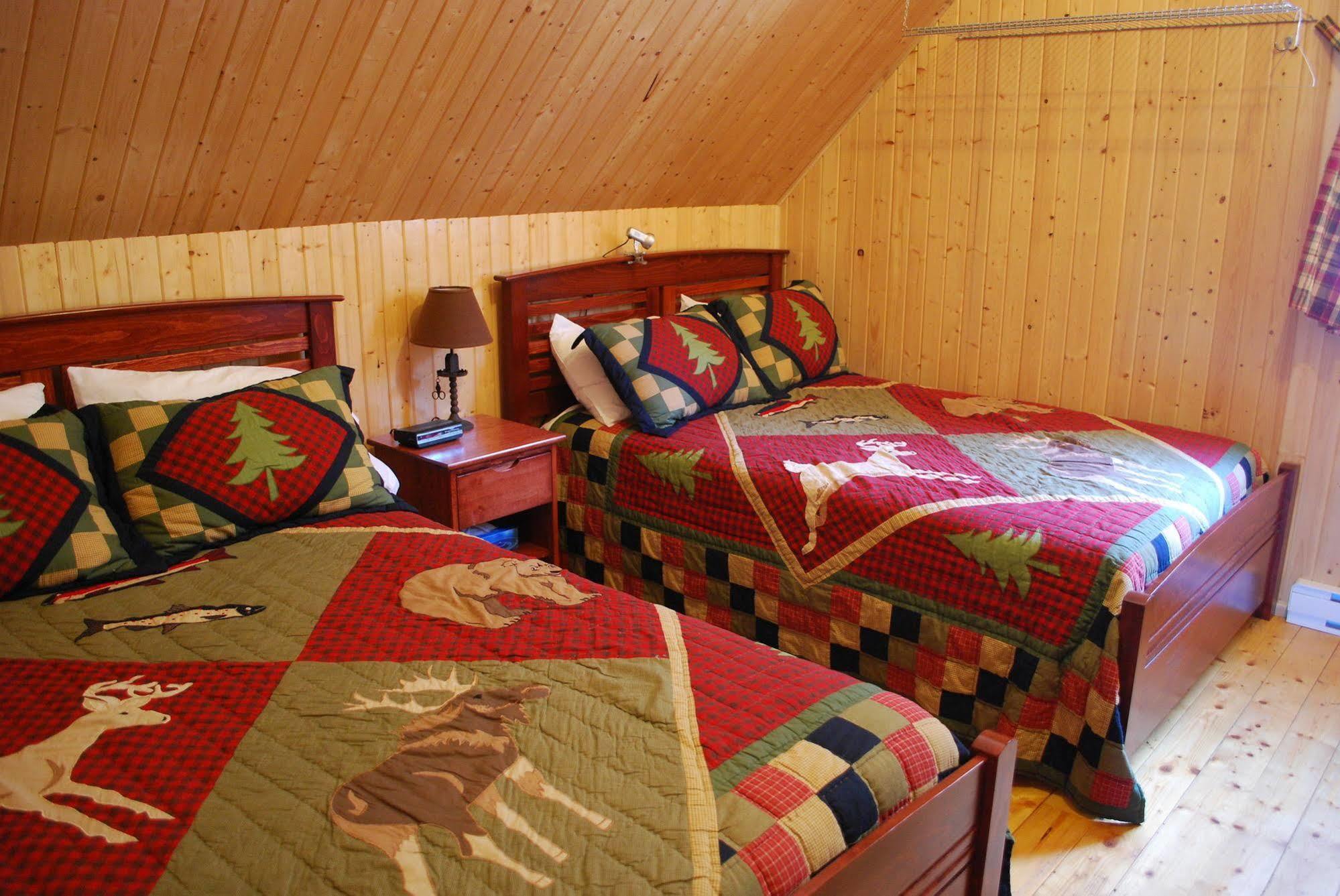 Auberge De La Riviere Matapedia - Matapedia River Lodge Routhierville Exteriér fotografie